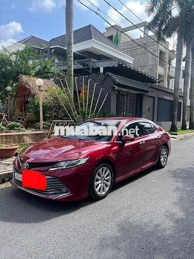 Bán xe camry 2.0G màu đỏ