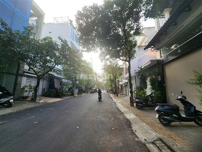 Nhà phố 3 tầng đường 77 Tân Quy, 48.3m², giá chỉ 6.5 tỷ – full nội
