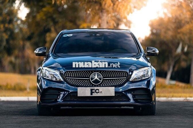 Mercedes C300 AMG 2021 Trả trước 199tr Xanh - Nâu