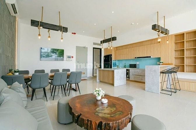 Bán Villa 4 tầng - 3 mặt tiền 143m2 đường Hoàng Sa, Sơn Trà, Đà Nẵng