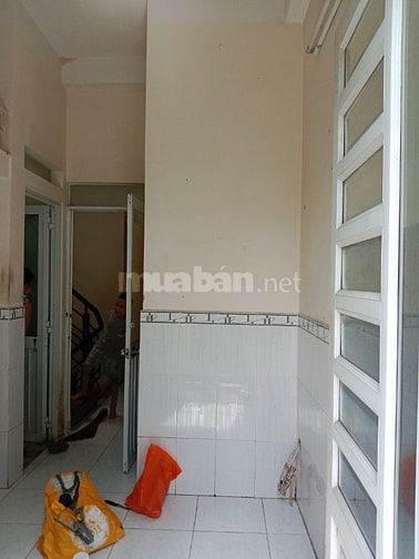 Phòng trọ gần chợ Cây Thị, WC riêng, giờ tự do