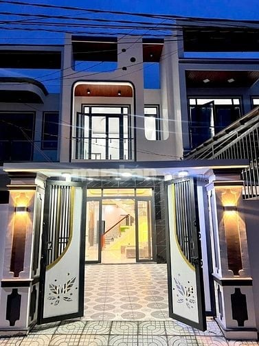 NHÀ MỚI XÂY GẦN KCN CẦU TRÀM - CÓ SÂN TRƯỚC SÂN SAU - 3 TỶ HƠN TÍ!!
