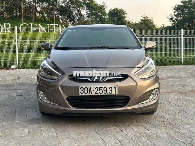 Hyundai Accent 2014 1.4 AT - 92000 km 1 chủ km zin