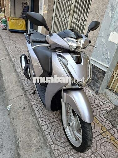 Xe ít đi cần bán sh 125 đời 2017 khóa smkey