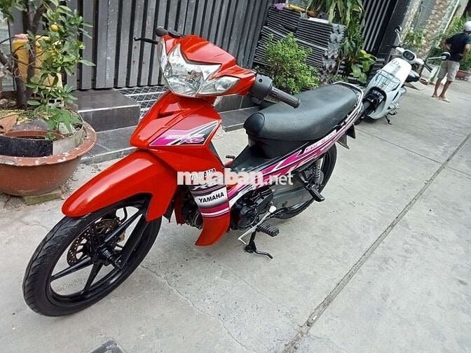 Sirius 50cc cho học sinh đi ko cần bằng lái