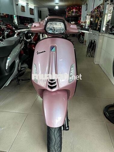 piaggio mua 2023 chạy 7 ngàn km mới 99% zin 100%