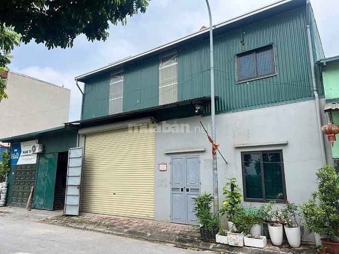 Nhà xưởng siêu đẹp, có gác lửng, diện tích sử dụng lên đến 180m2