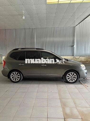 Kia Carens 2011 EX 2.0 MT - 200000 km