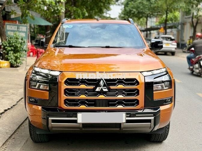 Bán Triton 2024 Athlete 4×4 mẫu mới odo 15,299 km