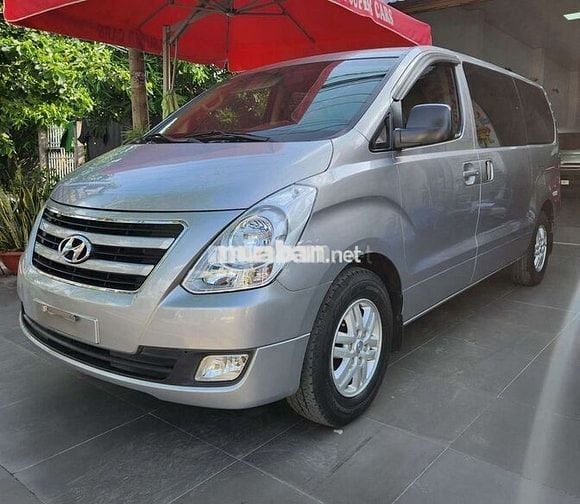 Huyndai H1 Starex 2015 MT 9 chỗ xăng - 99000 km