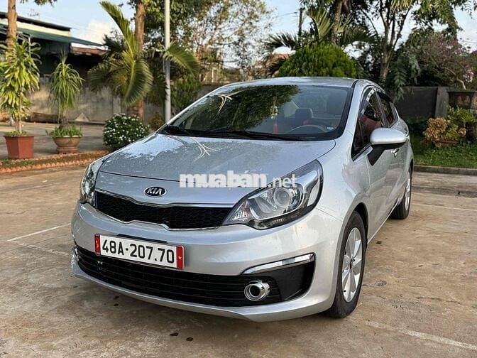 Kia Rio 2015 1.4 MT Sedan - 13000 km