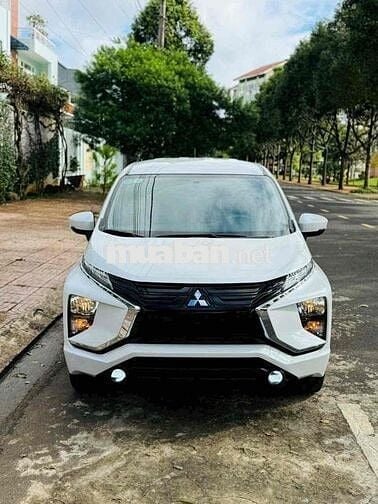 Cần bán xe gia đình 7 chổ