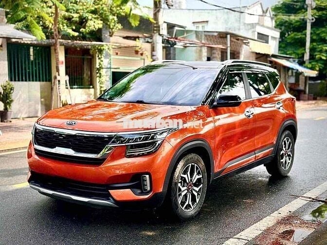 Kia Seltos 2021 Premium 1.4 AT - 67000 km