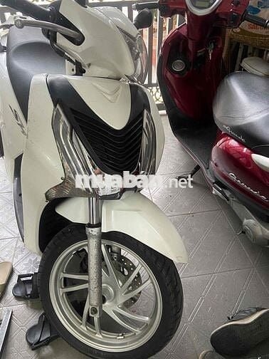 SH 150i 2016 quận 7