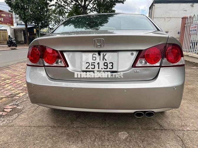 Honda Civic 2009 1.8 AT - 180000 km