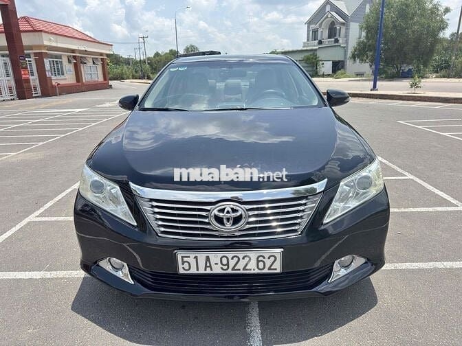 Toyota Camry 2014 2.0E - 75 km