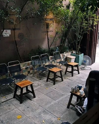 CẦN TUYỂN GẤP VÀI BẠN PHỤ BÁN CÀ PHÊ - ĐỒ UỐNG 