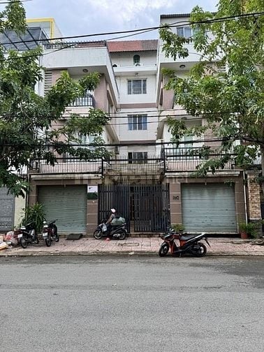 CHO THUÊ NHÀ MẶT TIỀN NỘI BỘ KHU CAO LỖ P4Q8.