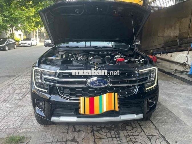 Ford Everest 2023 Titanium 2.0 AT 4x2 - 20000 km