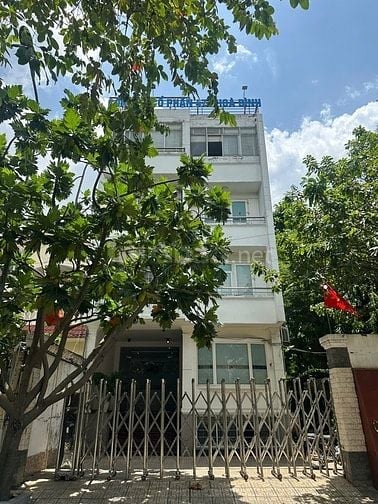 Bán toà nhà văn phòng 5 tầng mặt phố khu bắc rạch chiếc , Q.9, 250m²,