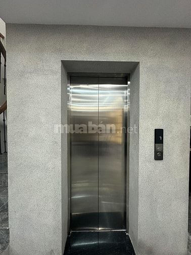 Bán nhà phố Kim Mã 7 tầng, thang máy, 70m2, ô tô tránh. 25,8 tỷ