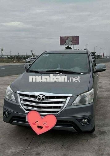 Toyota Innova 2015 E - 200000 km