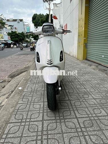 Vespa up full led đời mới, đồ kiểng nhiều ạ !!!