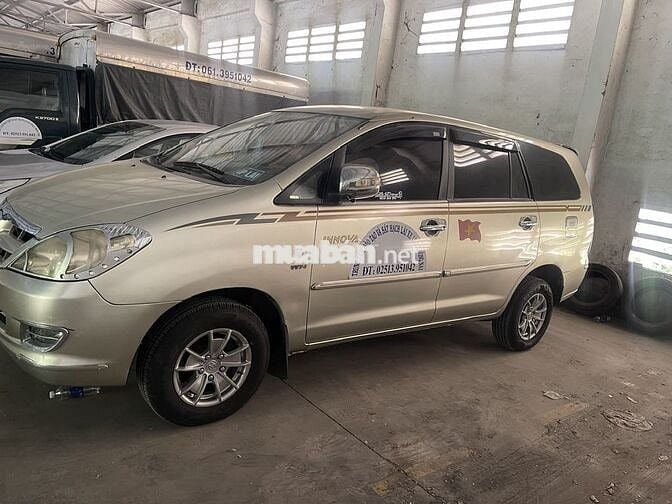 Toyota Innova 2007 J - 150000 km