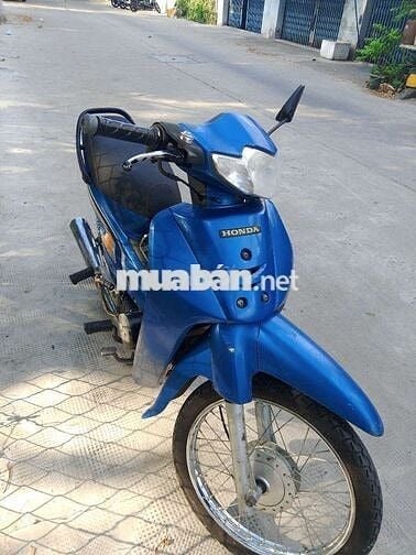Xe wave alpha 2002 Sài Gòn như hình
