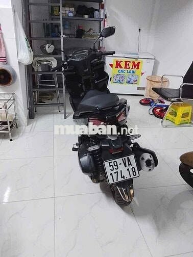 xe vario mới chưa qua sửa chữa mới đi 1 năm
