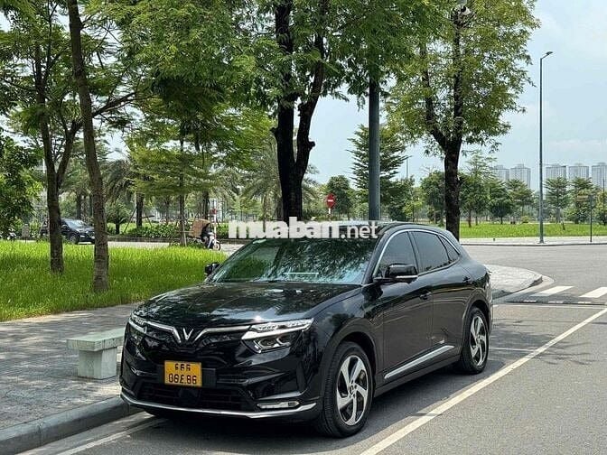 VF8 GF Eco 2023 Pin Catl 9.000km đẹp xuất sắc