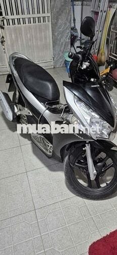 Honda Air Blade cũ, giá tốt, xe còn chạy rất ngon
