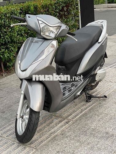 Honda Lead 125cc xe đẹp máy zin mới 90%