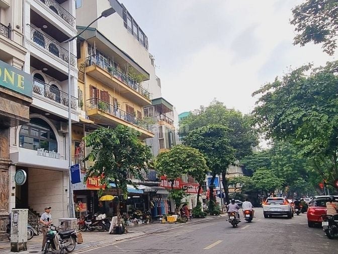 Bán Nhà Phố Trần Xuân Soạn 500m2 Xây 5 Tầng Mặt Tiền 10,27M