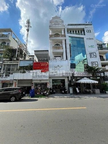 Nhỉnh 300tr/m2 nhà 6 tầng Huỳnh Văn Bánh Phường 11 Phú Nhuận