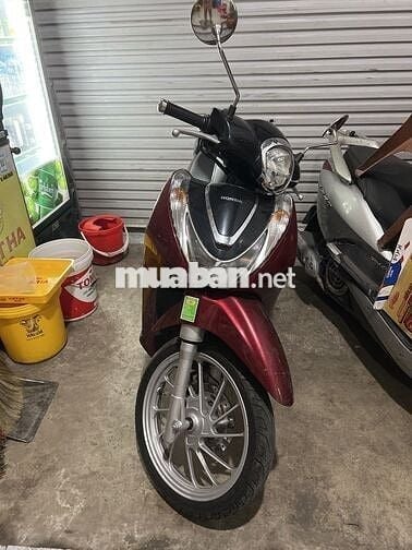 Con đi nước ngoài thừa xe Sh mode( 2024) nên bán
