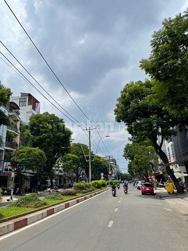 Nhà MT Bàu Cát, P.Tân Bình. DT 4x16m, 5 tầng ST thang máy-13.9 tỷ