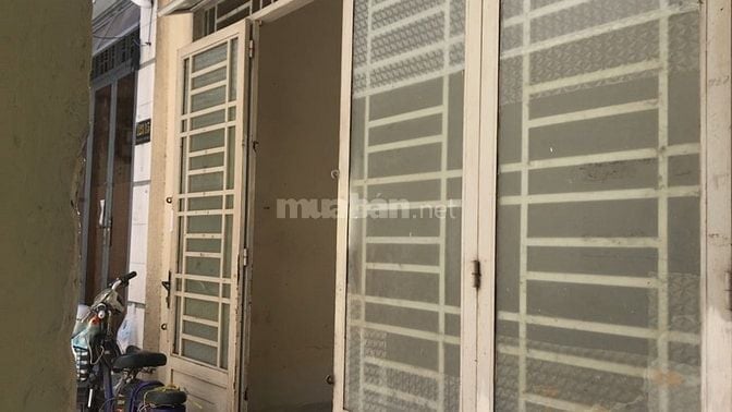 Cho thuê nhà nguyên căn trong hẻm . hẻm ngay ngã tư NV Trỗi x TH Liệu