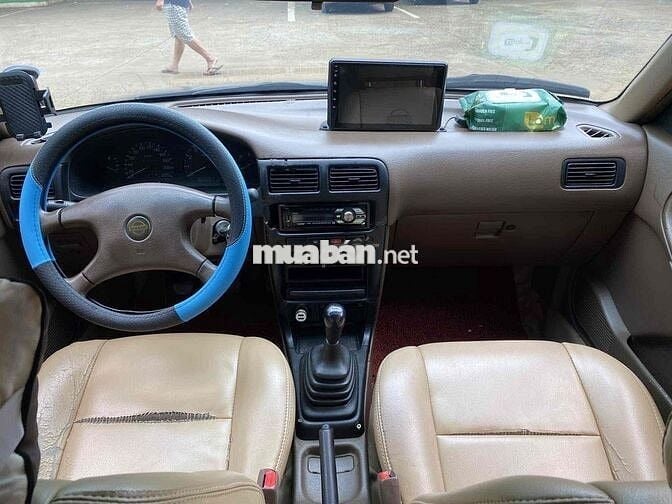 Nissan Sunny 2000 - 123456 km