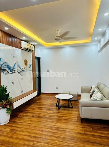 Bán nhanh căn góc chỉ nhỉnh 4 tỷ toà B11 nam trung yên Cầu giấy HN