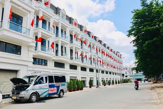 Cần Bán Shophouse 340,9m2 Đối Diện Chợ An Sương Quận 12 TP Hồ Chí Minh