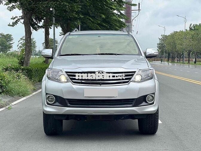 Toyota Fortuner 2014 - 90000 km