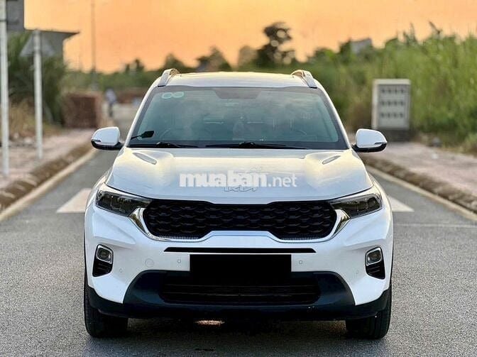 Kia Sonet 2024 Premium 1.5 AT - 12000 km