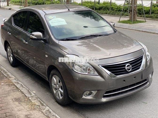 Nissan Sunny 2015 XV - 100000 km