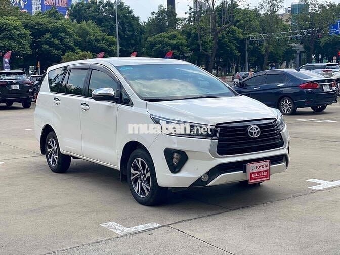 Toyota Innova 2021 E 2.0 MT - 71000 km