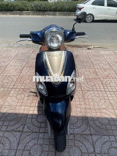 xe Venus 125 xanh
