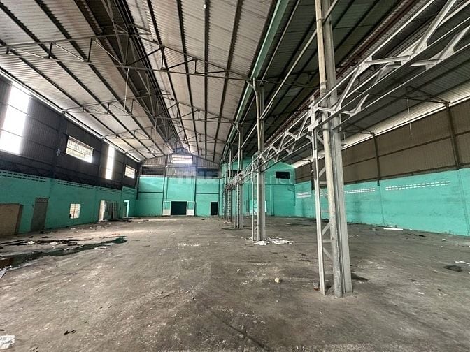 Cho thuê kho chứa hàng đường Bùi Cẩm Hổ, Tân Phú_DT:1.100m2