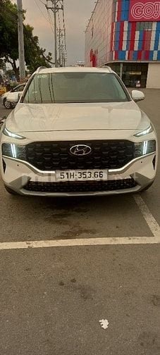 Cần bán xe huynhdai santafe đời cuối 2023,xang tiêu chuẩn 