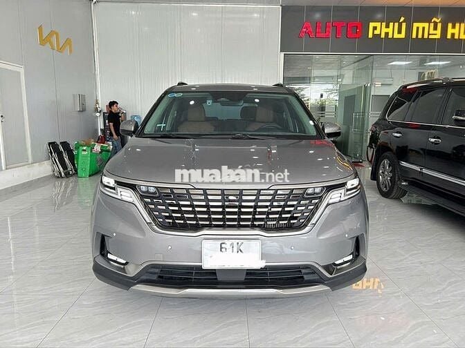 Kia Carnival 2.2D Sig 2023, Zin 100%, Màu Cực Độc