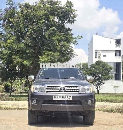 Toyota Fortuner 2.7V 4x4AT 2010 - 71000km